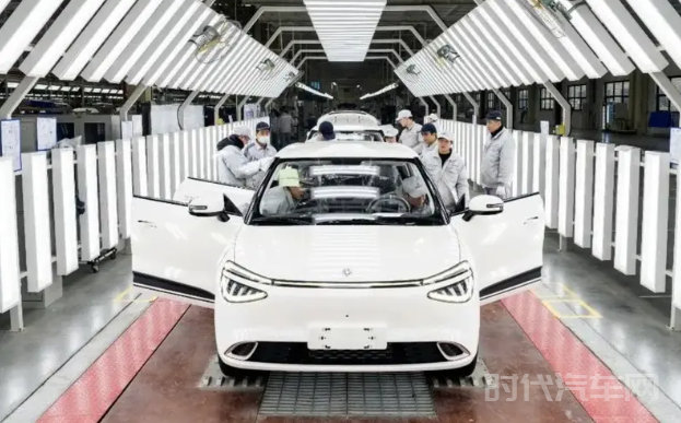 东风纳米01车型正式亮相，上市价7.98万元起，1月7日开始预售